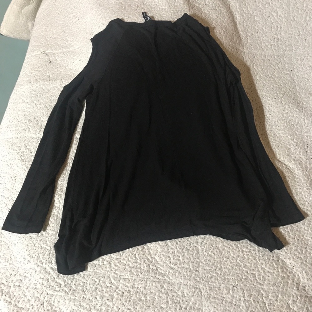 Open shoulder top - Picture 4 of 4